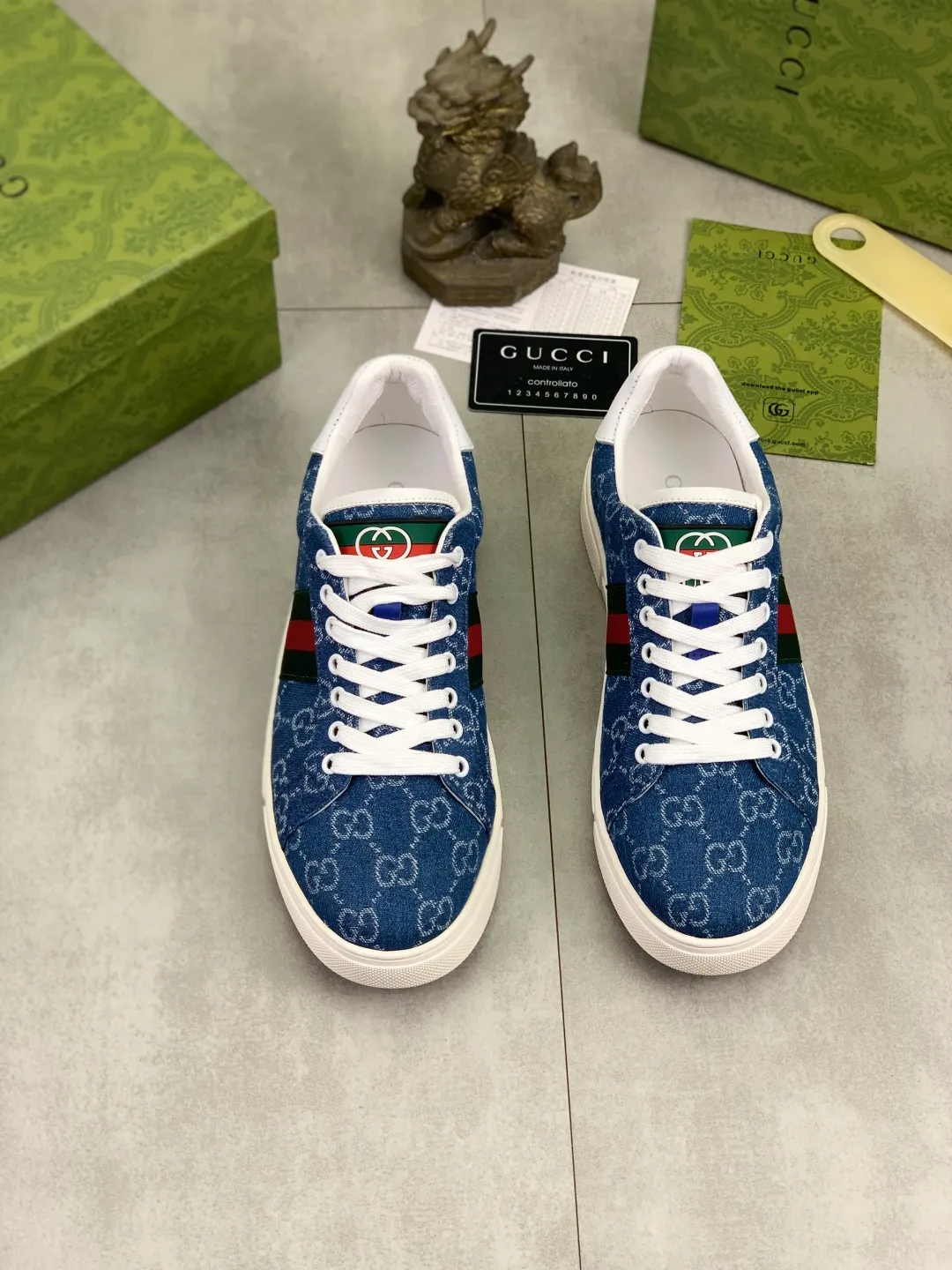 Men's men's shoes P400💰【New style】🆘 The latest model from Gucci's official website🎁Classic casual and fashionable men's shoes👟Hot style💥The style is simple and elegant, exclusive for trendy men. Unique official website's latest brand elements👑Gucci original decoration, fashionable and generous, the fabric is made of original soft calfskin➕Comfortable soft sheepskin lining ✅The official website specifies wear-resistant rubber outsole_full of elasticity, classic model taken in real life🎬Color: 2️⃣colors available😍Number: 38-44